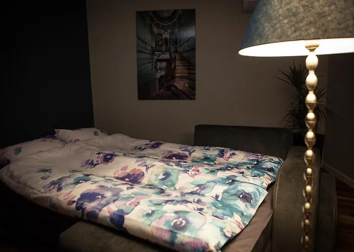 Silver & Gold Apartment